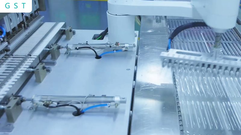 焊接机器人对比人工：揭秘十大品牌背后的技术优势